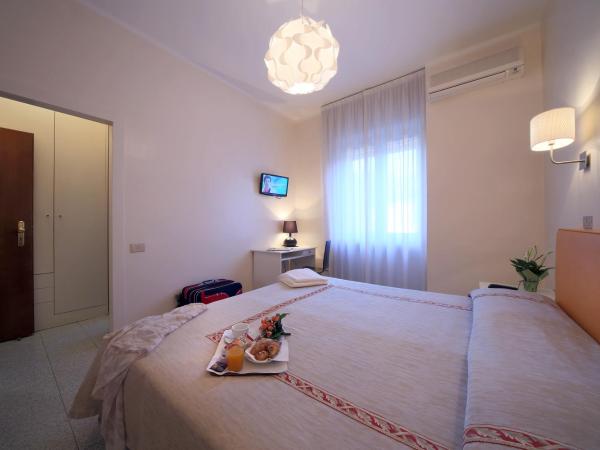Hotel Cristallo Brescia : photo 1 de la chambre chambre double ou lits jumeaux