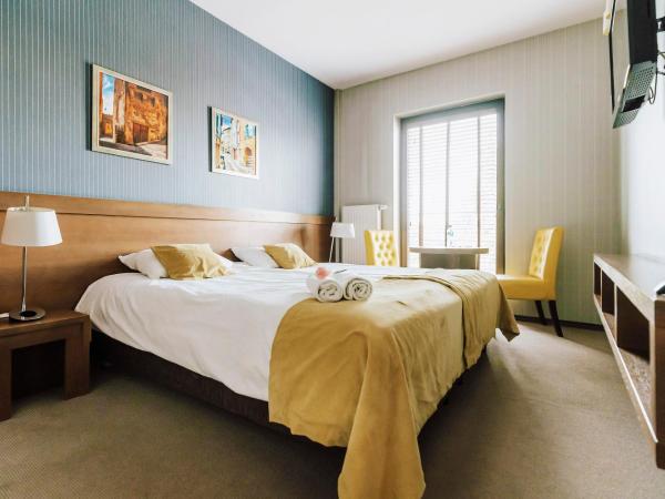 Hotel Willowa : photo 9 de la chambre chambre double ou lits jumeaux avec salle de bains privative