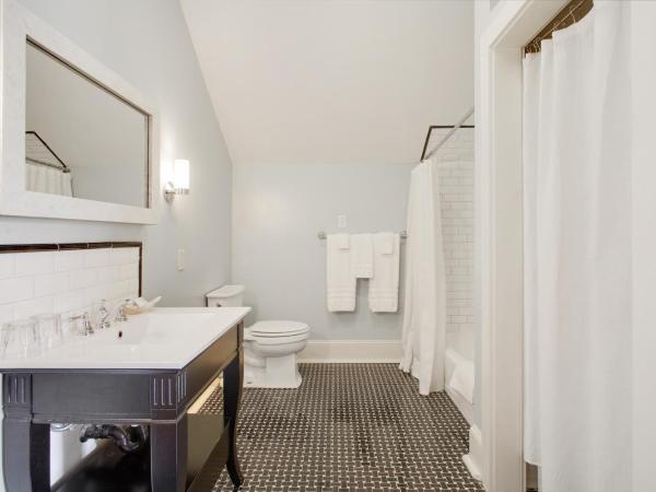 Maison Perrier Bed & Breakfast : photo 7 de la chambre chambre supérieure lit queen-size