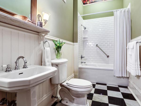 Maison Perrier Bed & Breakfast : photo 3 de la chambre chambre lit king-size supérieure - premier Étage