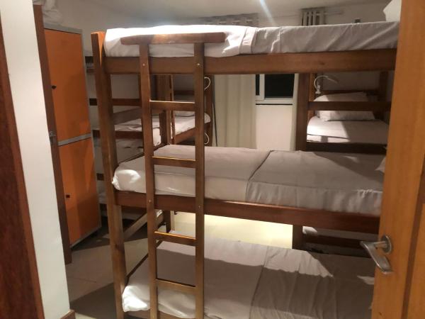 Laguna Hostel : photo 3 de la chambre lit superposé dans dortoir mixte