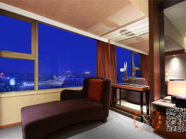 Grand Mercure Dongguan Humen : photo 1 de la chambre chambre lit king-size exécutive