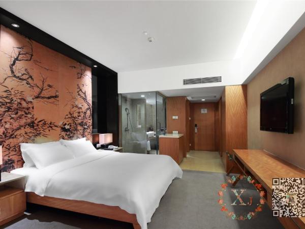 Grand Mercure Dongguan Humen : photo 4 de la chambre chambre lit king-size exécutive