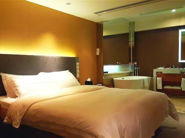 Grand Mercure Dongguan Humen : photo 3 de la chambre suite exécutive
