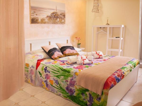 b&b Napoli Capitale : photo 3 de la chambre chambre double avec salle de bains privative