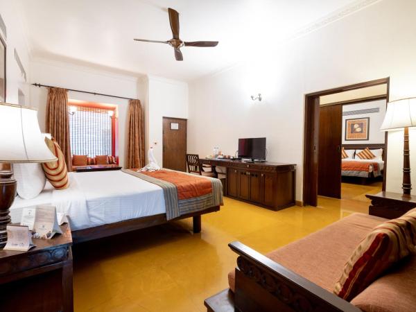 Fort JadhavGADH -A GADH Heritage Hotel : photo 1 de la chambre varsha suite - premium rain shower room