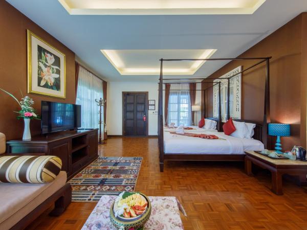 Vdara Pool Resort Spa Chiang Mai : photo 6 de la chambre chambre familiale avec baignoire