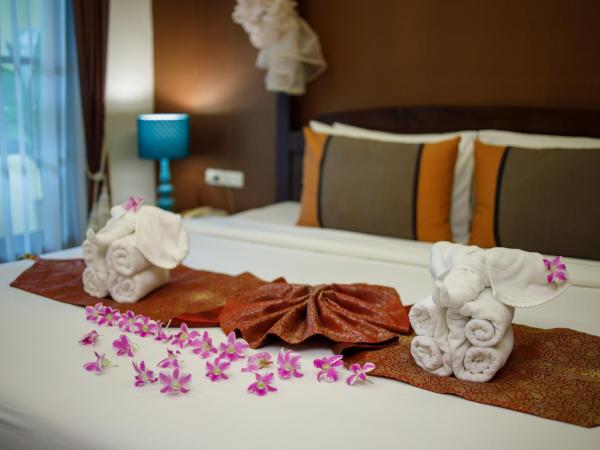 Vdara Pool Resort Spa Chiang Mai : photo 8 de la chambre chambre familiale avec baignoire