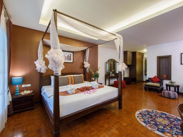 Vdara Pool Resort Spa Chiang Mai : photo 4 de la chambre chambre familiale avec baignoire