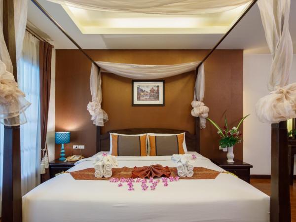 Vdara Pool Resort Spa Chiang Mai : photo 1 de la chambre chambre familiale avec baignoire