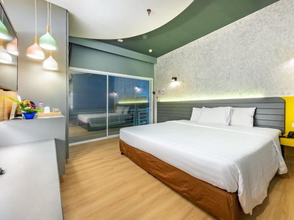 Qiu Hotel Sukhumvit SHA Plus : photo 3 de la chambre chambre double de luxe - sans fenêtre
