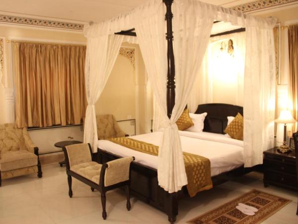 WelcomHeritage Traditional Haveli : photo 2 de la chambre chambre double premium