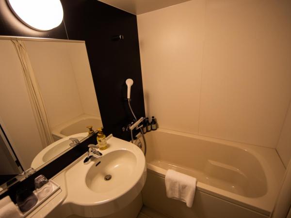 Quintessa Hotel Osaka Shinsaibashi Comic & Books : photo 1 de la chambre chambre simple standard - non-fumeurs