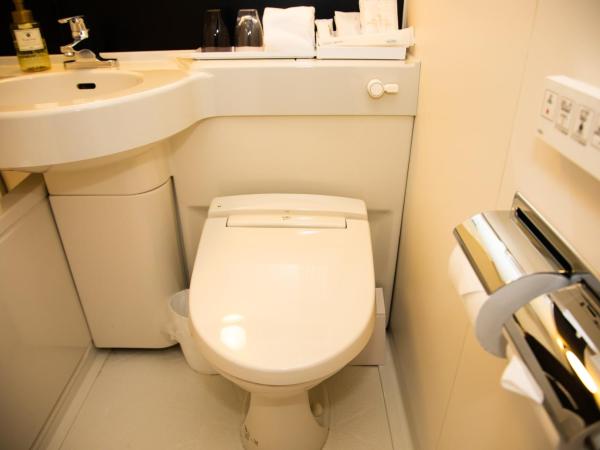 Quintessa Hotel Osaka Shinsaibashi Comic & Books : photo 2 de la chambre chambre double standard - non-fumeurs