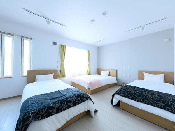 SAKURA93 : photo 8 de la chambre chambre familiale standard