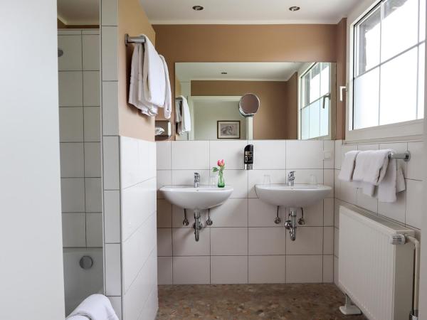 Hotel Gut Moschenhof : photo 4 de la chambre chambre familiale