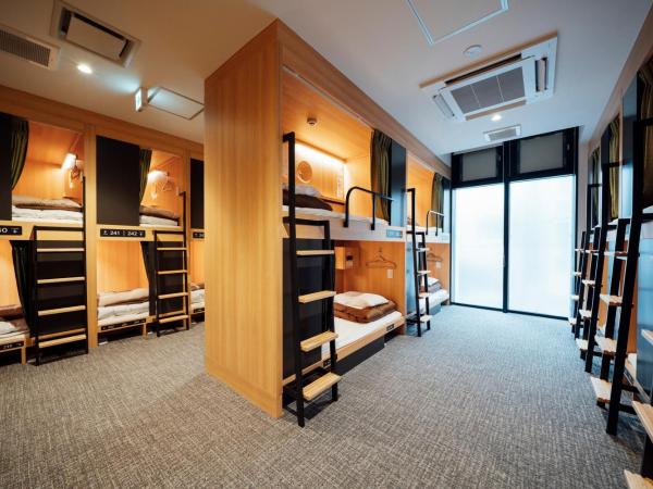 WeBase Hiroshima : photo 3 de la chambre bunk bed in mixed dormitory room with shared bathroom - non-smoking