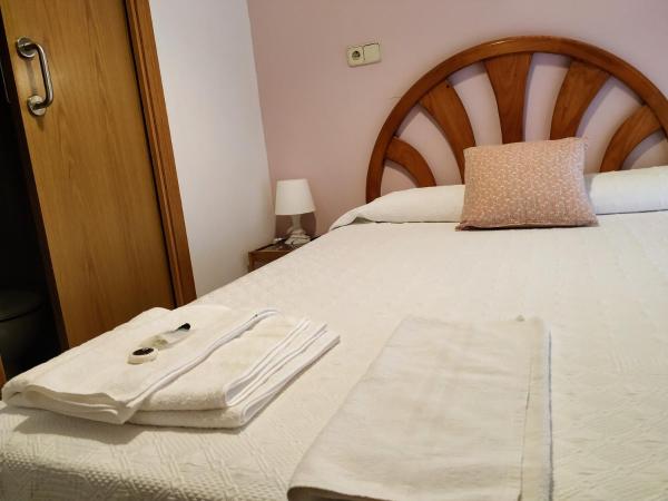 Hostal Abitum Madrid : photo 2 de la chambre chambre simple