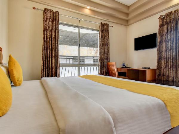 Hotel Garden Inn : photo 9 de la chambre chambre lit king-size deluxe