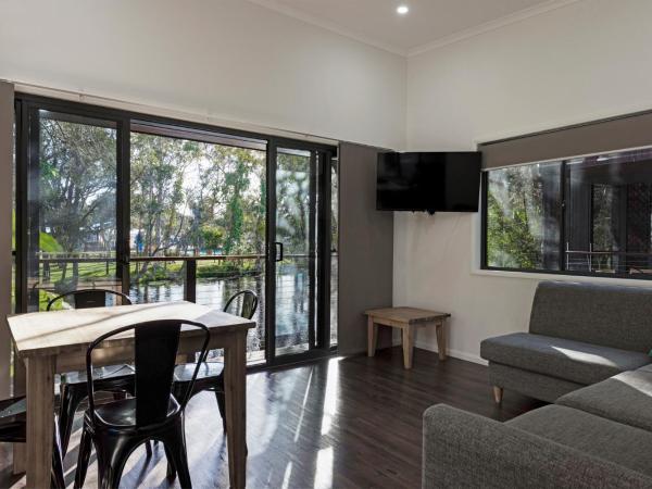 Discovery Parks - Byron Bay : photo 2 de la chambre cabine 2 chambres supérieure - bord de lac