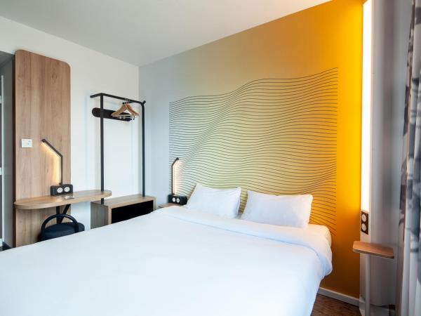 B&B HOTEL Paris Porte des Lilas : photo 1 de la chambre chambre double