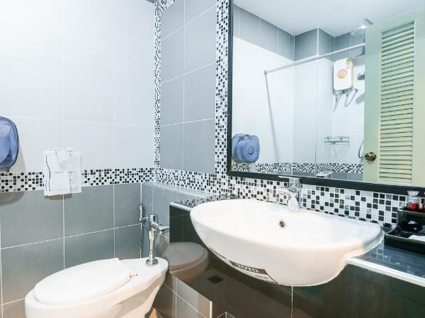 Suppamitr Villa Hotel : photo 5 de la chambre chambre lits jumeaux deluxe