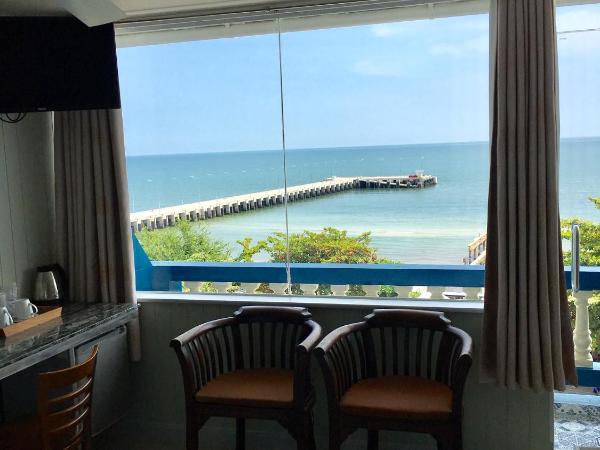 PierView Rooms : photo 1 de la chambre chambre double avec balcon - vue sur mer