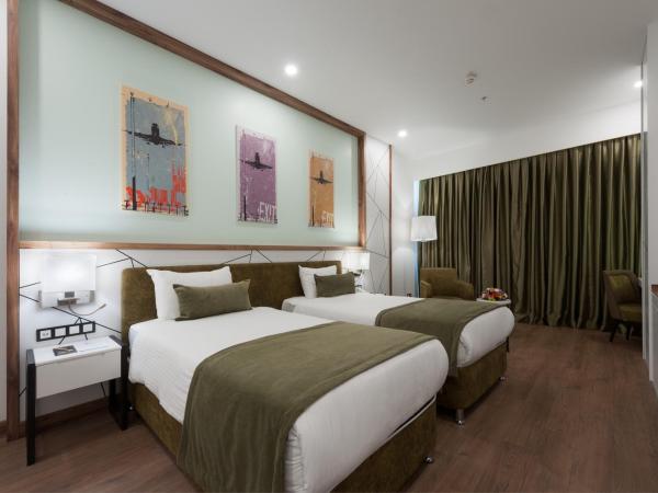 ISG Sabiha Gökçen Airport Hotel : photo 1 de la chambre suite junior avec accès rapide
