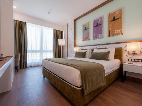 ISG Sabiha Gökçen Airport Hotel : photo 5 de la chambre suite d'angle 