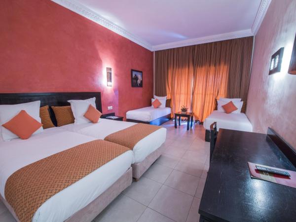 Zalagh Kasbah Hotel & Spa : photo 3 de la chambre chambre familiale (2 adultes et 2 enfants)