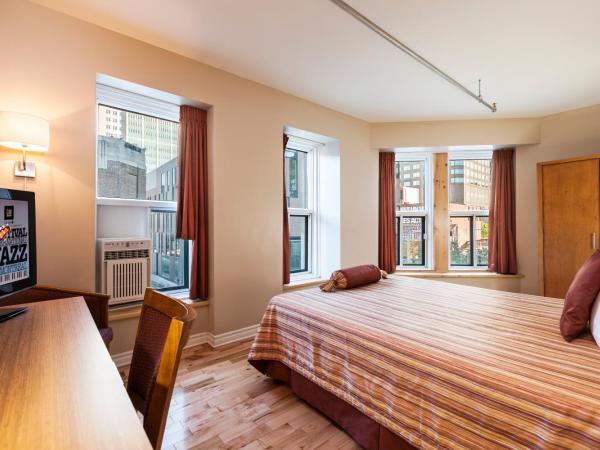 Hotel Abri du Voyageur : photo 1 de la chambre chambre supérieure lit queen-size