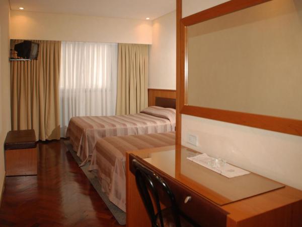 Hotel Napoleón : photo 6 de la chambre chambre triple standard