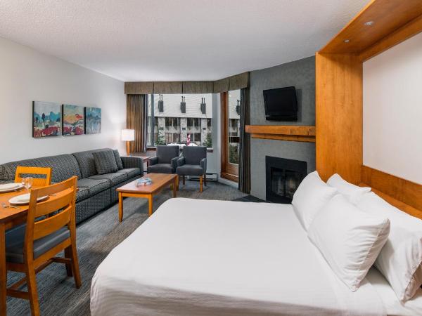 Whistler Village Inn & Suites : photo 1 de la chambre suite studio