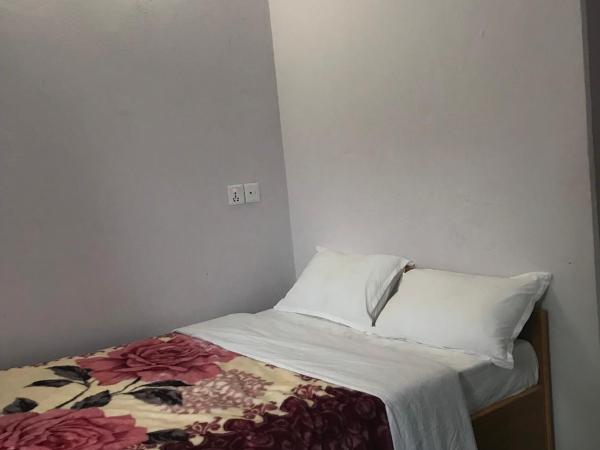 Hotel Aarjan And Restaurant : photo 4 de la chambre chambre double deluxe