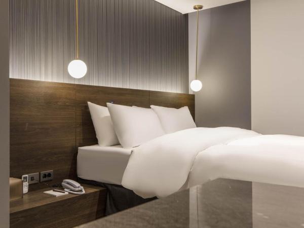 H hotel Gasan : photo 5 de la chambre grande chambre double