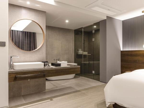 H hotel Gasan : photo 8 de la chambre grande chambre double