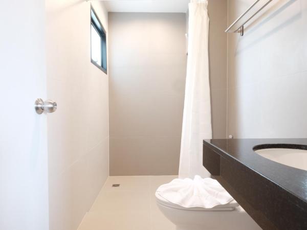 Maleesa Place Hua Hin : photo 6 de la chambre chambre double familiale