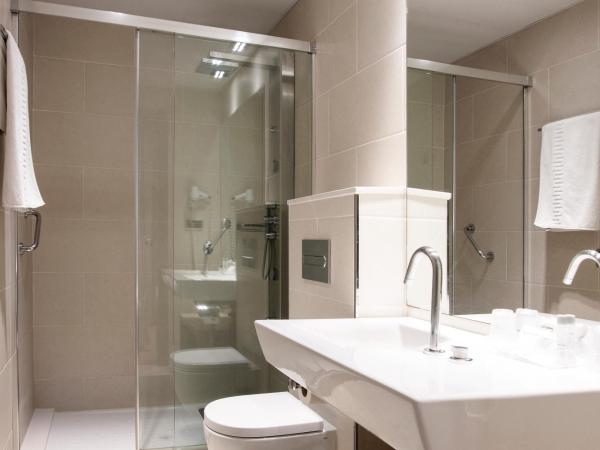 Hotel Lleó : photo 8 de la chambre chambre double ou lits jumeaux