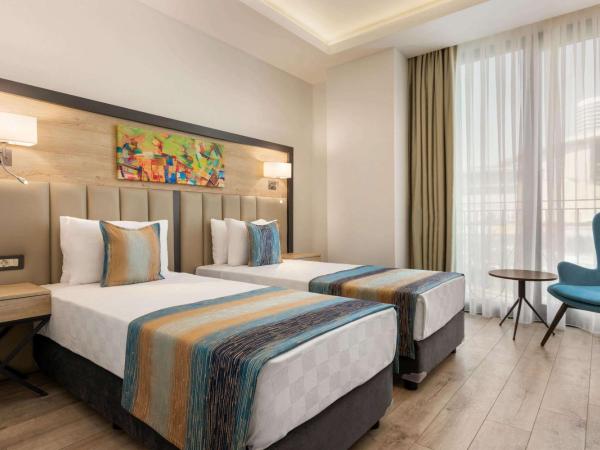 Ramada Encore By Wyndham Istanbul Basin Express : photo 1 de la chambre chambre lits jumeaux - non-fumeurs