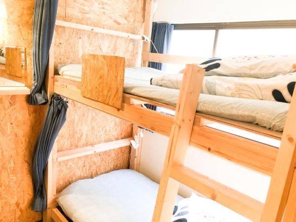 Cloud Sharing Hotel Hakata 1 : photo 7 de la chambre petite chambre lits jumeaux