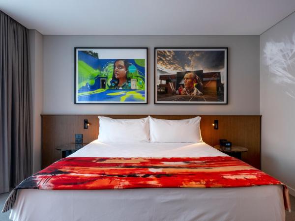 Art Series - The Adnate : photo 5 de la chambre hébergement premium adnate avec 2 chambres communicantes
