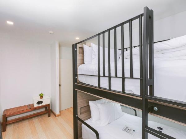 Kokotel Bangkok Sukhumvit 50 - SHA Extra Plus : photo 2 de la chambre chambre familiale