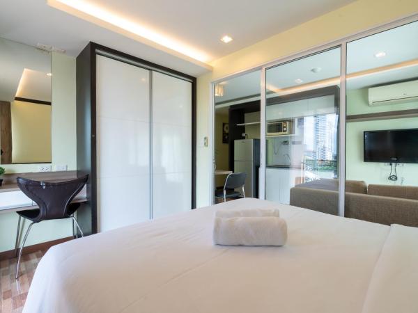 Greenview Ekkamai10 Suite : photo 6 de la chambre appartement avec balcon