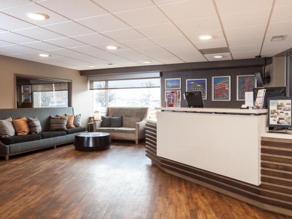 Carlton Inn Midway : photo 7 de la chambre chambre avec 2 grands lits queen-size