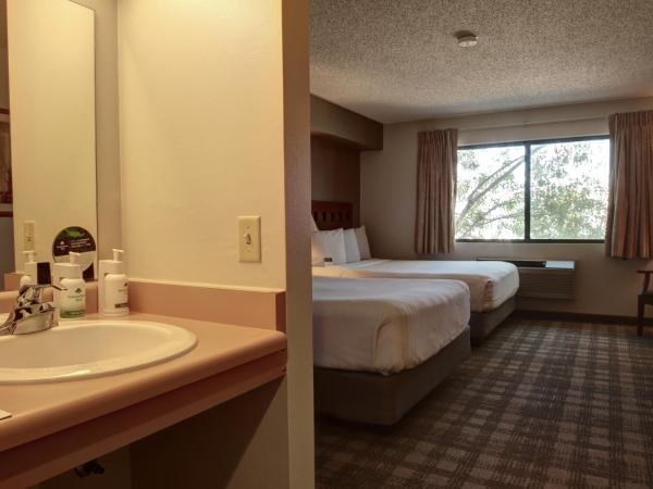 GreenTree Inn Albuquerque North I-25 : photo 3 de la chambre chambre lit queen-size 