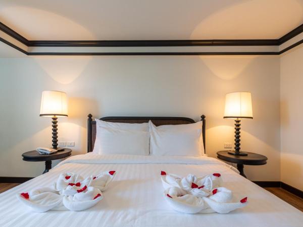 MORA Boutique Hotel - SHA Extra Plus : photo 9 de la chambre chambre double - vue sur piscine