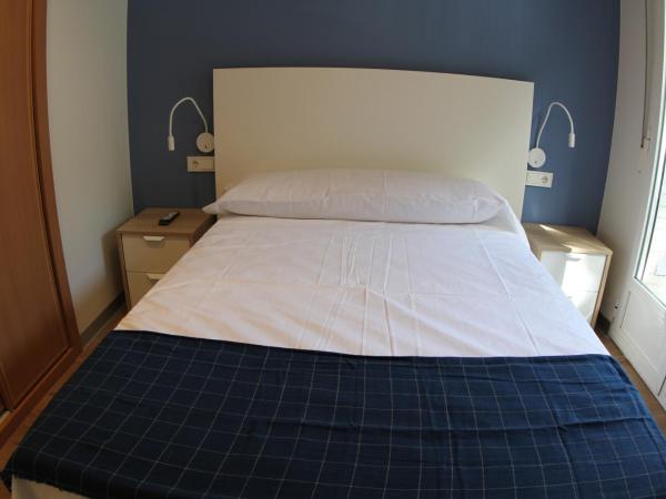 Hostal Mónaco : photo 8 de la chambre chambre double