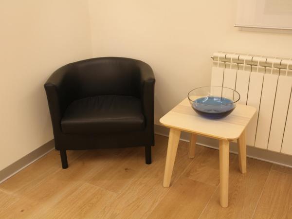 Hostal Mónaco : photo 10 de la chambre chambre simple avec salle de bains privative