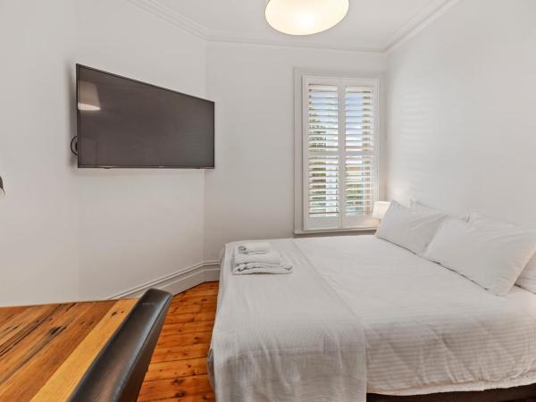 Work Sleep Live Melbourne : photo 3 de la chambre chambre lit queen-size deluxe