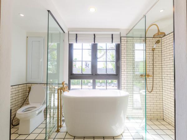 MORA Boutique Hotel - SHA Extra Plus : photo 8 de la chambre chambre double - vue sur piscine